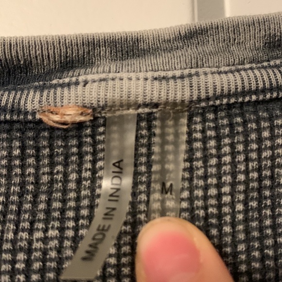 Soft Surroundings Sutton Gray Thermal Waffle Tunic Top Crochet Lace Trim Medium - Picture 2 of 6